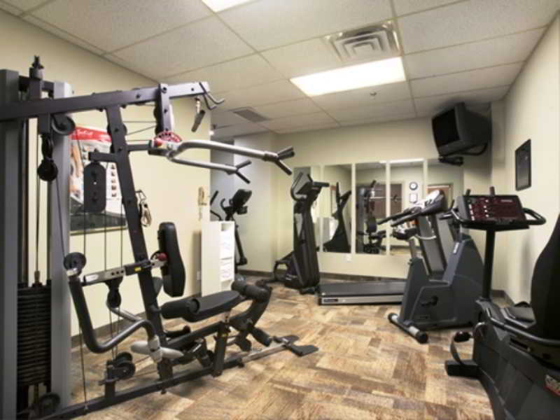 Ramada By Wyndham Niagara Falls/Fallsview Esterno foto